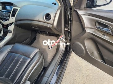 Cần bán lại xe Chevrolet Cruze 1.6MT 2017 giá cạnh tranh