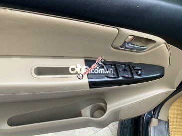Bán xe Toyota Fortuner 2.5G 2015, màu đen