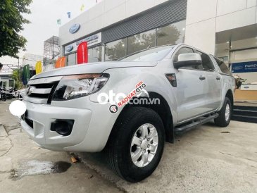 Bán xe Ford Ranger XLS năm sản xuất 2014, màu bạc, nhập khẩu Thái