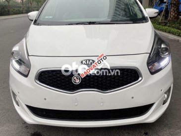 Bán xe Kia Rondo GATH sản xuất năm 2015, màu trắng