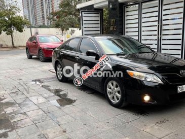 Cần bán gấp Toyota Camry LE sản xuất năm 2010, màu đen, nhập khẩu nguyên chiếc chính chủ