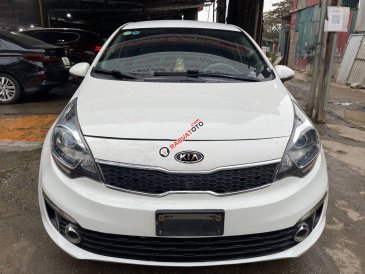 Cần bán Kia Rio 1.4 AT sản xuất năm 2016, màu trắng, nhập khẩu