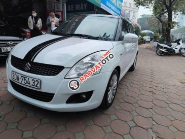 Bán Suzuki Swift 1.4AT sản xuất 2015, màu trắng, 365 triệu
