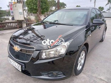Cần bán lại xe Chevrolet Cruze LS năm 2010, màu đen