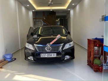 Xe Toyota Camry 2.5G năm 2014, màu đen chính chủ