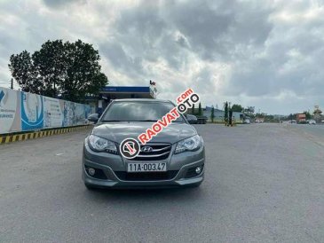 Cần bán gấp Hyundai Avante AT năm sản xuất 2012, màu xám 