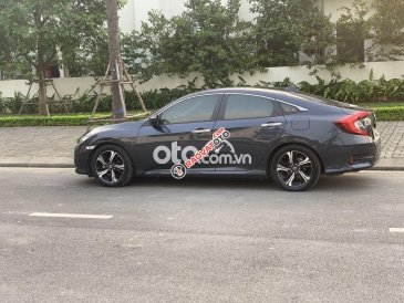 Cần bán gấp Honda Civic AT năm 2016, màu xanh đen, xe nhập, giá tốt