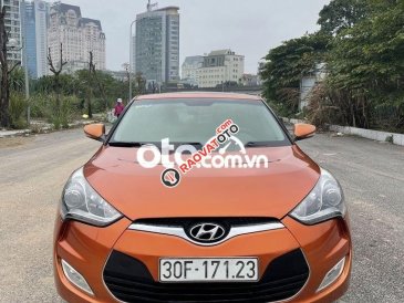 Cần bán Hyundai Veloster 1.6AT sản xuất năm 2011, màu nâu, nhập khẩu nguyên chiếc