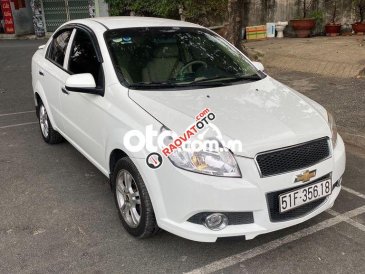Cần bán Chevrolet Aveo LTZ năm 2015, màu trắng, nhập khẩu nguyên chiếc