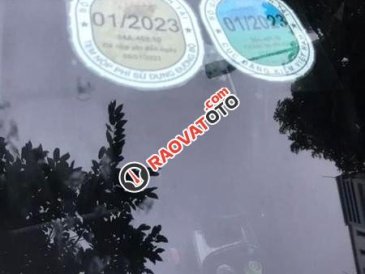 Cần bán Hyundai Santa Fe AT sản xuất năm 2014, màu trắng chính chủ