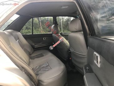 Bán xe mua Nissan Bluebird sản xuất năm 1990 nhập Nhật Bản