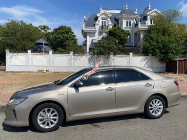 Bán Toyota Camry E năm 2016 số tự động, 699 triệu