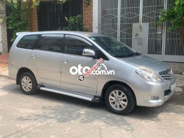 Bán xe Toyota Innova G năm sản xuất 2009, màu bạc, 260tr