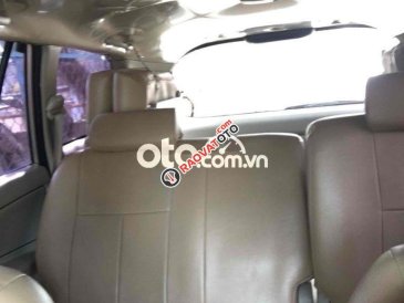 Bán Toyota Innova 2.0E năm sản xuất 2015 chính chủ