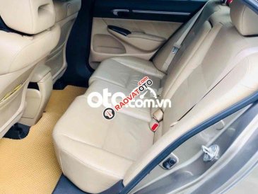 Cần bán gấp Honda Civic 1.8AT sản xuất 2010, xe gia đình