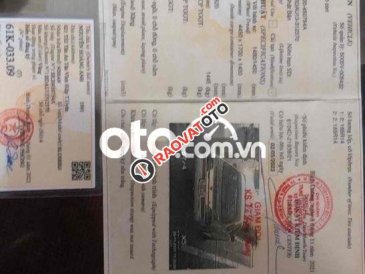 Xe Nissan Bluebird năm 1994, màu vàng, xe nhập, giá tốt