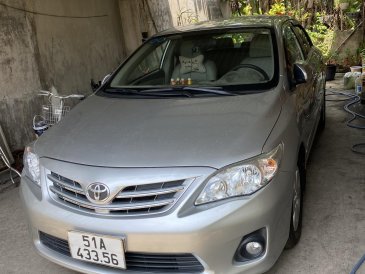 Xe gđ Toyota altis AT form mới 2013 đẹp từng centimet