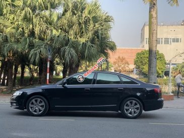 Xe màu đen, giá 385tr