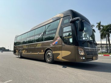 Bán xe 32 phòng Tracomeco, lăn bánh 2019, máy weichai 375ps, anh anh em mua về sẵn chạy luôn