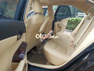 Camry 2.0 E