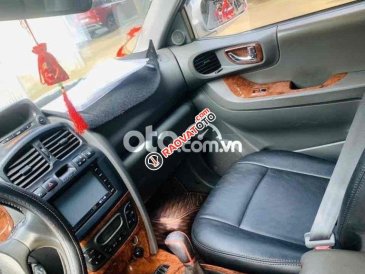 Huynhdai Santafe sx 2002 Gold máy dầu số sàn
