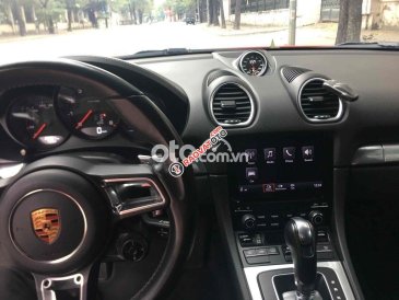 Chính chủ bán Boxster 718 sx 2017 siêu lướt