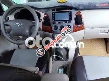 Toyota innova 2.0G
