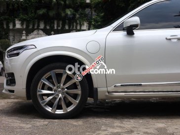 Trùm cuối nhà Volvo - XC90 Execellence