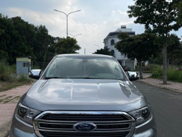 Cần bán Xe ford 2021 nhập thái XLT limited 