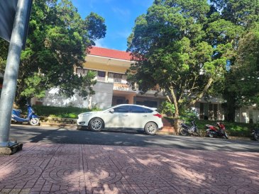 Chính chủ cần bán Xe Ford Focus 1.5L Ecoboost Trend Hatchback 