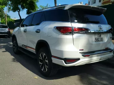 Chính chủ bán xe Toyota Fortuner 2.7V 4x2 AT TRD 2019, lăn bánh và đăng ký tháng 1 năm 2020