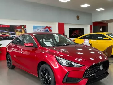  MG5 Standard là một dòng xe mới vừa được ra mắt tại Việt Nam. Dòng xe này thuộc phân khúc sedan C.