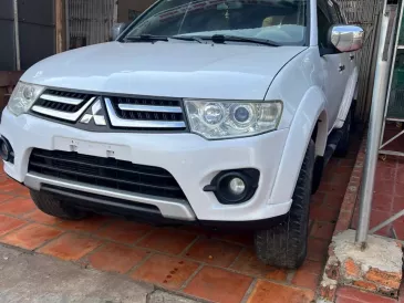 CẦN BÁN 2 CHIẾC XE PAJERO SPORT VÀ XE SANTAFE TẠI TP BUÔN MA THUỘT- ĐẮL LẮK