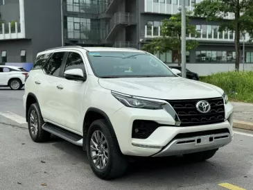 BÁN XE Fortuner 2021 máy xăng 2 cầu. - 990tr