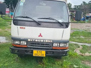 Chính chủ bán xe tải MITSUBISHI sản xuất năm 2004 