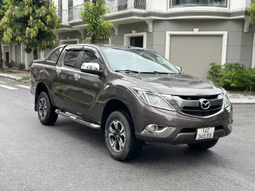 BÁN XE Mazda BT50 số tự động 1 cầu  Sản xuất 2017. Máy dầu 2.2