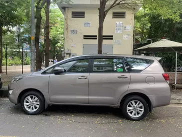 Chính chủ bán xe innova 2020 