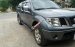 Bán Nissan Navara 2013 số sàn, hai cầu, xe rất đẹp màu xám, đi rất tuyệt