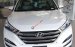 Cần bán Hyundai Tucson đời 2017, màu trắng