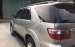 Bán xe Fortuner 2010 số sàn, màu bạc, máy dầu, odo 135.000km, zin đẹp từ trong ra ngoài không lỗi nhỏ