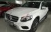 Cần bán xe Mercedes GLC250 4Matic 2018, màu trắng nội thất nâu, giao ngay