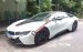 Chính chủ bán xe BMW i8 2014, màu trắng, nhập khẩu nguyên chiếc
