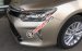 Bán Toyota Camry 2.0E đời 2017, màu vàng cát