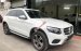 Bán Mercedes GLC 250 4Matic đời 2017, màu trắng