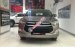 Bán xe Toyota Innova đời 2017, màu xám 
