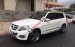 Cần bán lại xe Mercedes GLK220 đời 2014, màu trắng, nhập khẩu nguyên chiếc còn mới