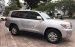 Bán xe Toyota Land Cruiser năm 2015 màu bạc, nhập khẩu nguyên chiếc