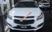 Cần bán xe Chevrolet Cruze đời 2017, màu trắng