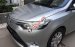 Cần bán lại xe Toyota Vios đời 2017, màu bạc giá cạnh tranh