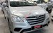 Cần bán xe Toyota Innova 2.0E đời 2016, màu bạc số sàn